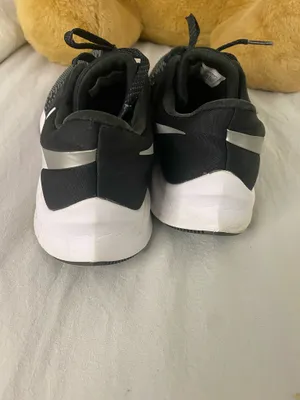 Nike Zoom Winflo Running Womens Shoes 8.5 thumbnail 3