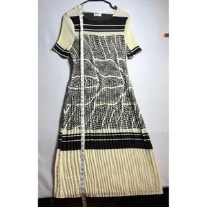 Kindred Pleated Maxi Dress M Cream Black Abstract Geometric Short Sleeve Print thumbnail 8