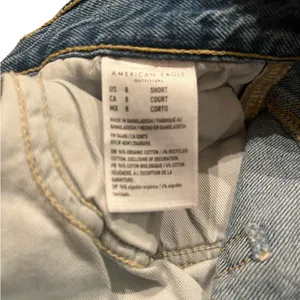 American Eagle Outfitters Mom Jeans Relaxed Denim Hi Rise thumbnail 7