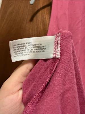Pink Draped V-Neck Sleeveless Top thumbnail 4
