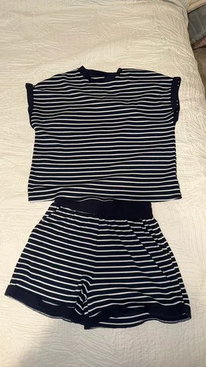 Amazon Womens 2 Piece Ribbed Striped Knit Pajama Set, Short Sleeve Top & Lounge Shorts thumbnail 6