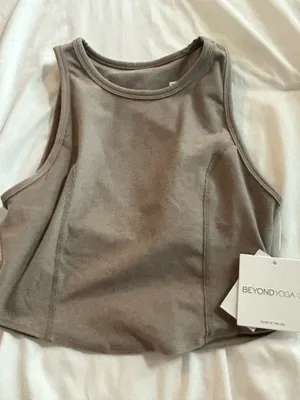 Beyond Yoga Tank Top thumbnail 1