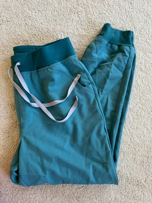 FIGS Jogger Scrub Pants thumbnail 1