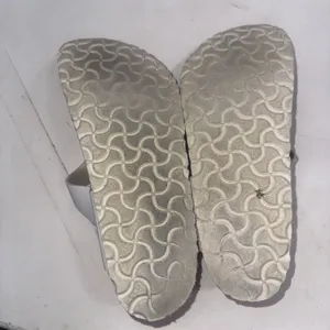 Birkenstock‎ White Leather Gorpcore Outdoor Nature Gizeh Sandals Women's Size 9 thumbnail 9