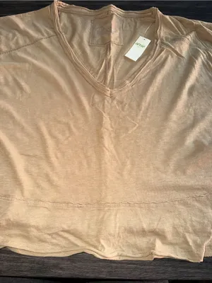 Aerie happiest v-neck crop top shirt thumbnail 3