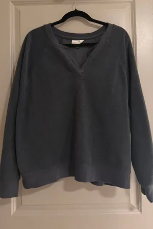 Universal Threads Sweater thumbnail 1