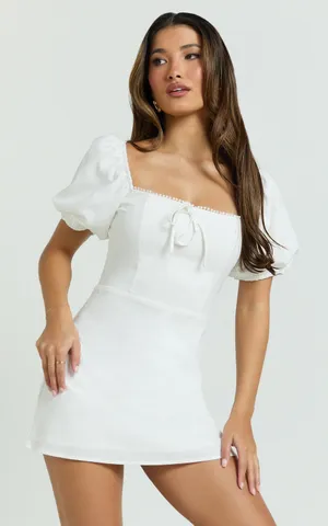 New Showpo Jules Mini Puff Sleeve Square Neck Fit & Flare Dress Size Small thumbnail 3