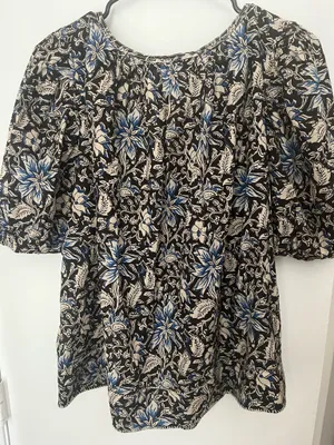 Madewell floral puff sleeve top thumbnail 4