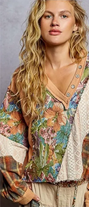 POL Patchwork V-Neck Pullover in Camel & Floral thumbnail 1
