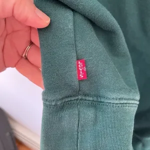 Levi’s hoodie size small color green and blue thumbnail 7