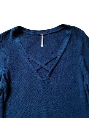 Free People Criss Cross Sweater Tunic Navy Blue Knit Linen Blend Size M Medium thumbnail 3