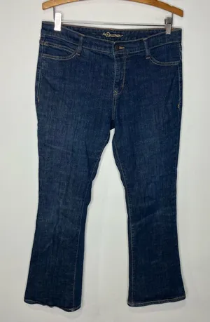 Old Navy the‎ dreamer jeans women’s size 10 short bootcut flare casual western thumbnail 1