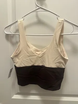 Old Navy Athletic Top Tank thumbnail 2