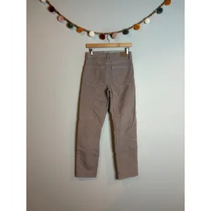 American Eagle 90's Straight dusty pink corduroy pants thumbnail 2