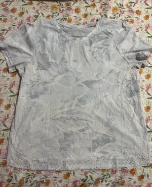 Lululemon Flowy workout top thumbnail 1