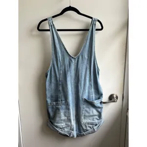 Free People We The Free High Roller Shortall Denim Romper XS‎ boho oversized thumbnail 2