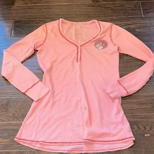 PINK VICTORIAS SECRET Long Sleeve sleep shirt size medium Y2K Bella Swan thumbnail 3