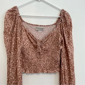 URBAN OUTFITTERS UO Old Soul Smocked Top Mauve Pink ish Leopard Cheetah Crop Top thumbnail 6