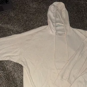 Aerie Women's Cream Knit Sweater thumbnail 2