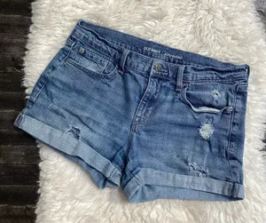 Old Navy Medium Wash Distressed Boyfriend Denim Jean Shorts Casual Normcore thumbnail 1