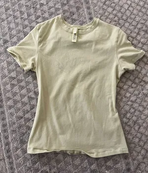 SKIMS T-Shirt Fits Everybody thumbnail 1
