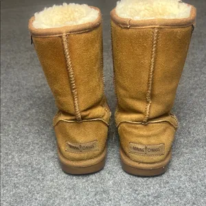 MinneTonka Cozy Tan Shearling Boots Size‎ 6 thumbnail 3