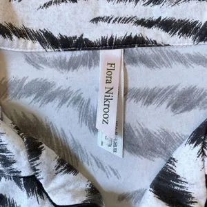 Flora Nikrooz Women’s Zebra Print Pajama Set thumbnail 6