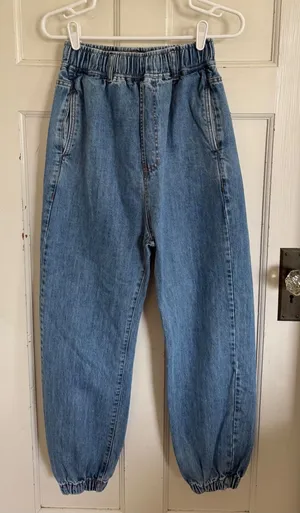 Farm Rio high rise‎ jogger style jeans size 34 (their 2) thumbnail 1