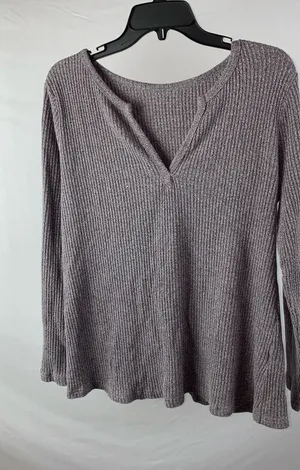 Sweater Size L thumbnail 1