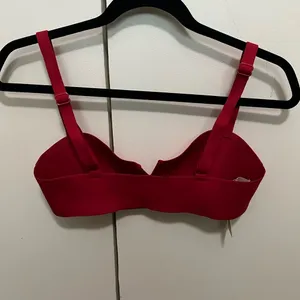 Free‎ People Notched Lily Scuba Bralette - Haute Red, Size Medium thumbnail 4