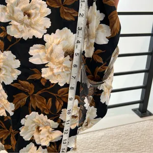 Old Navy Black and White Floral Long Sleeve Dress thumbnail 10