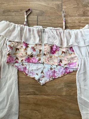 Floral Pink Off-Shoulder Crop Top with Sheer Bell Sleeves thumbnail 3