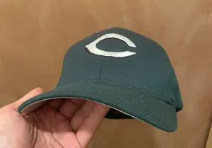 Vintage Cincinnati reds flexfit size small thumbnail 2