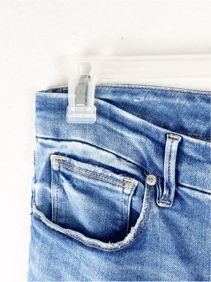 GOOD AMERICAN High Rise Distressed Good Leg Fray Hem Denim Jeans Size 31 thumbnail 9