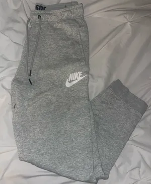 Nike joggers light grey thumbnail 1