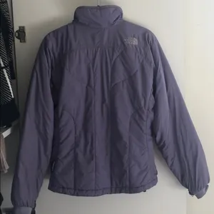 Light purple down north face jacket - like new! thumbnail 2
