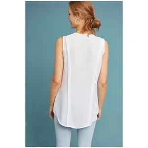 ✨Anthropologie Maeve La Vista White Cutout V-Neck Structured Tank✨ thumbnail 6