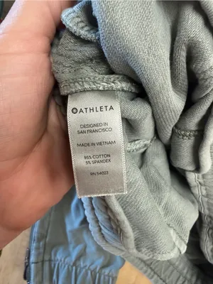 Athleta Light Gray/Green Jogger Pants with Zippered Pockets size 4 thumbnail 8