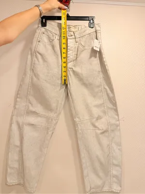 NWT We The Free Good Luck Mid Rise Barrel Acid-Wash Denim Jeans Off-White Sz 24 thumbnail 5