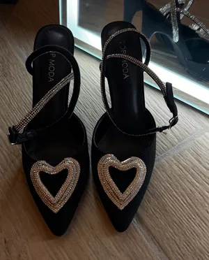 TOP Moda Black Pointed Toe Heels with Crystal Heart Accents thumbnail 1
