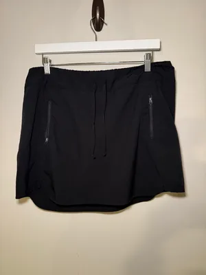 Magellan Outdoors Black Water-Repellent Athletic Skort Women’s L thumbnail 3