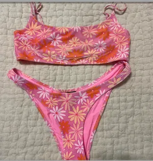Triangl Pink Flower Velvet Bikini thumbnail 1