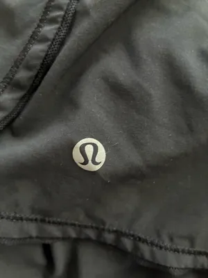 Lululemon Shorts thumbnail 5