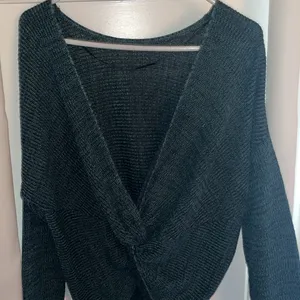 A.n.a Green Sweater Size L thumbnail 2