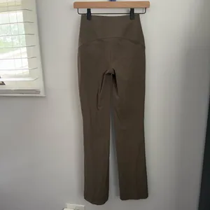 Lululemon 0 Smooth Fit Pull‎ On Flare Nomad Minimal Outdoor Athletic Taupe thumbnail 5
