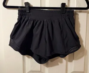 Lululemon Hotty Hot Shorts 2.5" Low-Rise Black 4 thumbnail 1