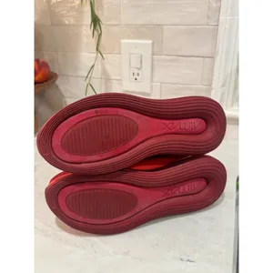 Nike Air Max 720 Sneaker Women's 8 / Youth 6.5 Red Gold Team Red Hot Punch thumbnail 7