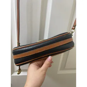 Vintage Dooney & Bourke Horseshoe Brass Bit Clutch Saddle Bag Black USA thumbnail 11