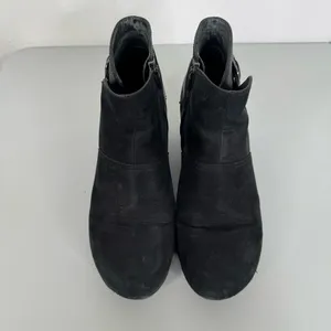 Dansko Black Leather‎ Wedge Heel Ankle Booties Size 42 thumbnail 2