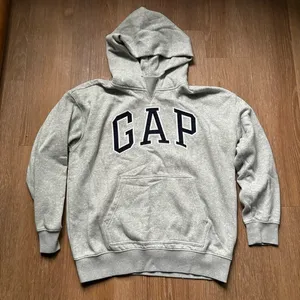 GAP Light Grey & Navy Embroidered Spell out Pullover Hoodie Fleece Lined Medium thumbnail 1